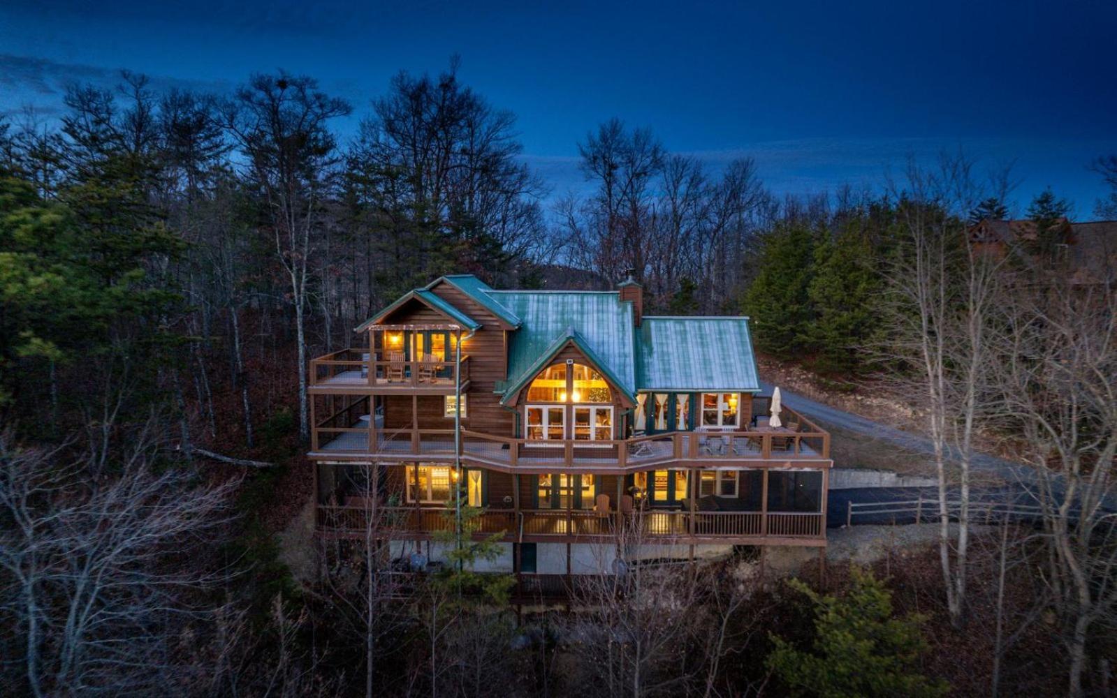 Red Wolf Lodge Sevierville Exterior photo