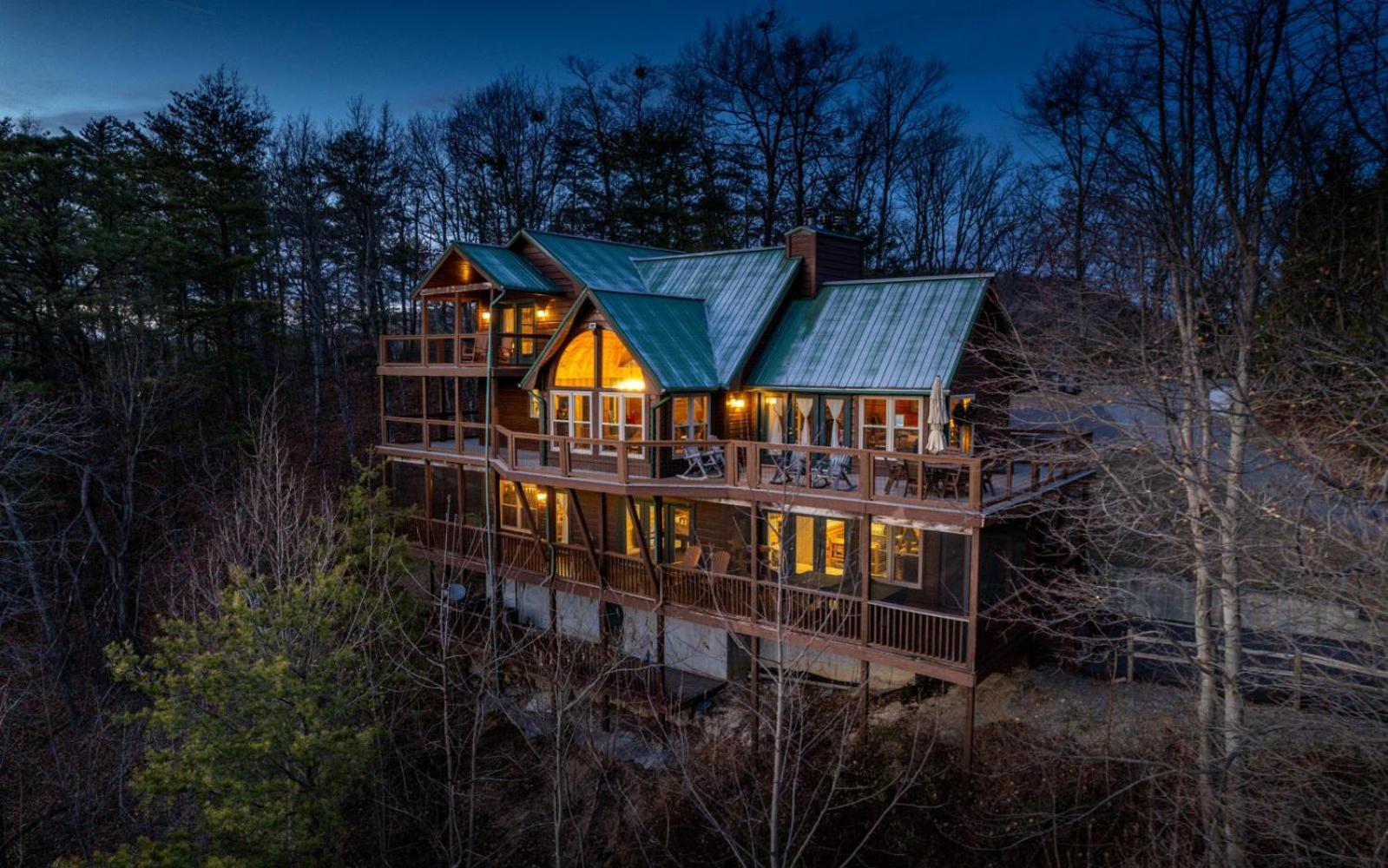 Red Wolf Lodge Sevierville Exterior photo